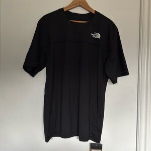 The North Face men’s FD Pro short sleeve shirt size medium black NWT
